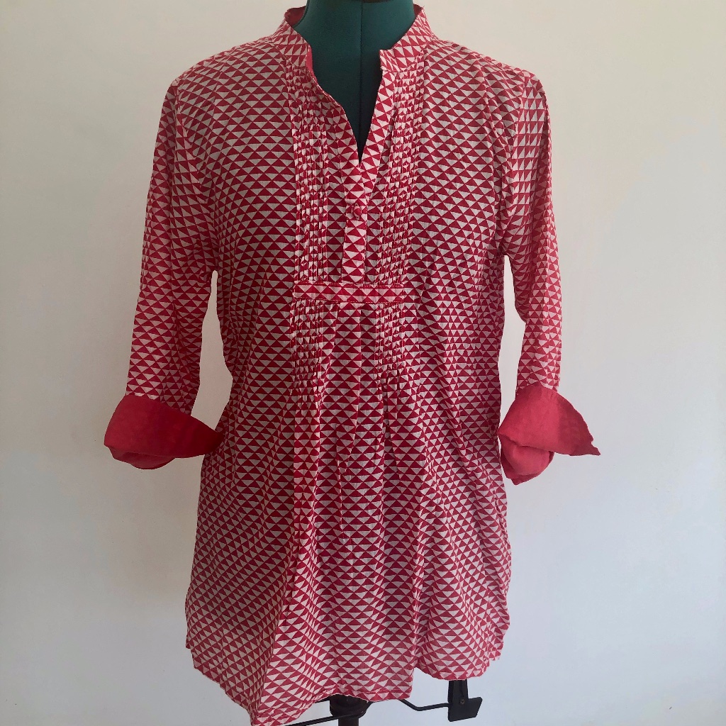 Tunic M